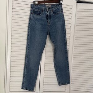 Levi's Women's Straight Leg Jeans - Blue Denim